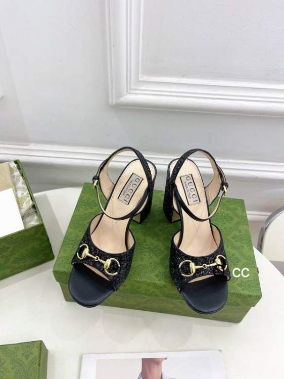 Picture of Louis Vuitton Shoes _SKULVsz35-407CMXC011312475